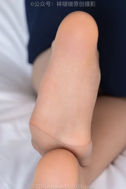 [BoBoSocks袜啵啵] NO.334 芝士-东航制服、两双高跟鞋、薄肉丝（脚尖透明款）、薄灰丝（花絮版） - BoBoSocks袜啵啵